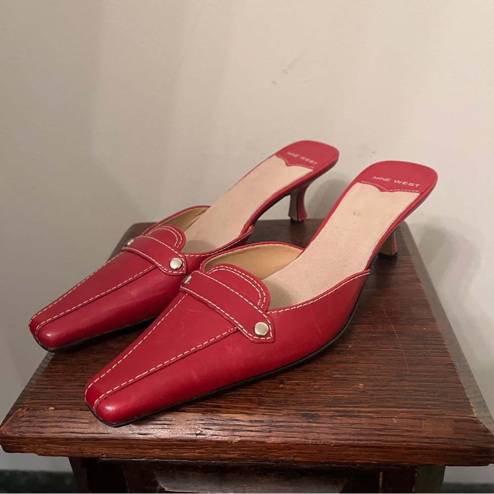 Y2K Vintage Nine West Red Leather Kitten Heel Mules